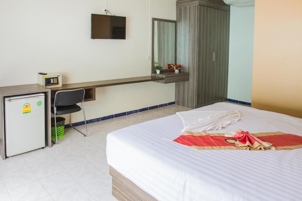 Hanuman Residence Phuket Екстериор снимка